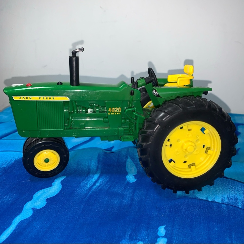John Deere Green and Yellow Toy Tractor Model